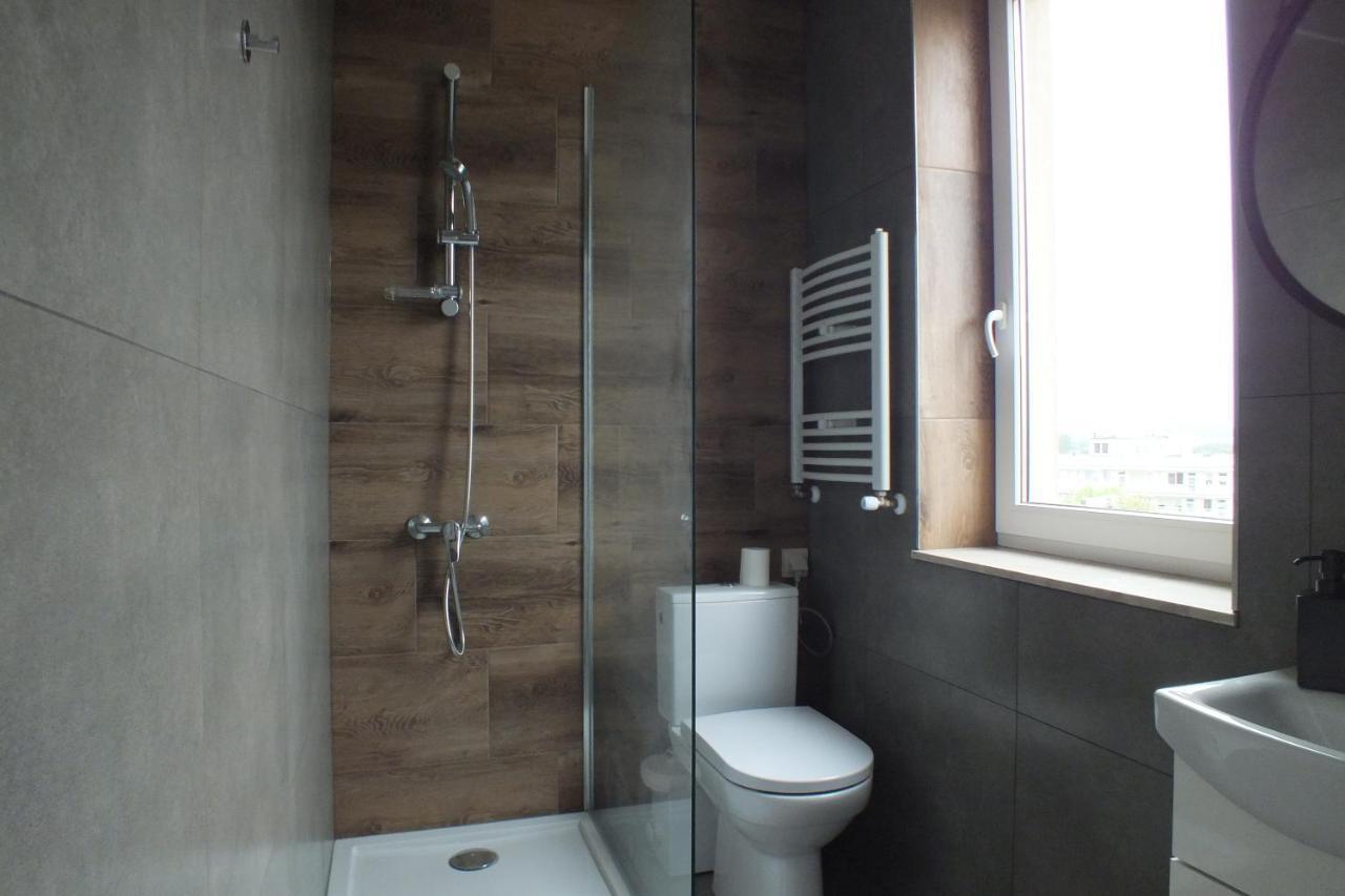 Twin Room Private Bathroom
